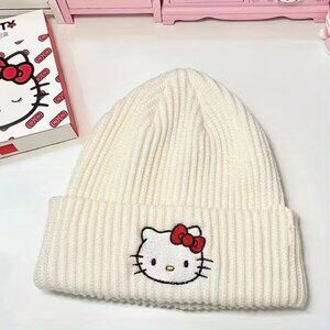 HELLO‎ KITTY White Beanie Hat BRAND-NEW & SO CUTE!